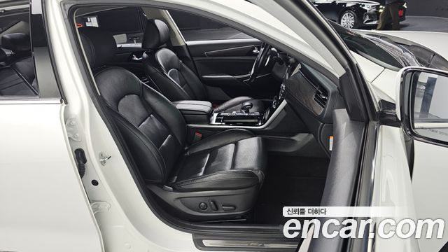 Kia K7 2020 — photo 12