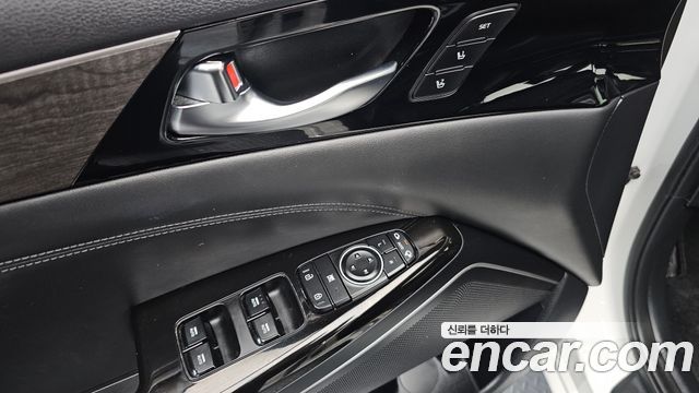 Kia K7 2020 — photo 13