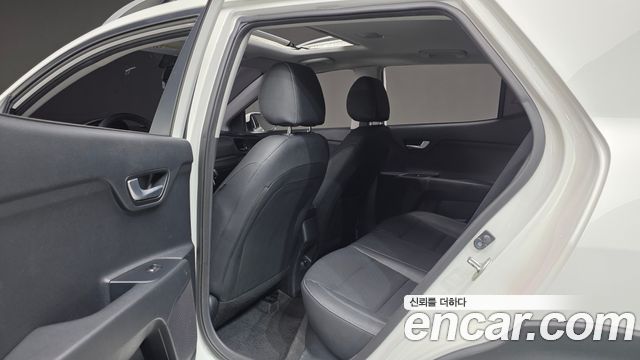 Kia Stonic 2018 — photo 18