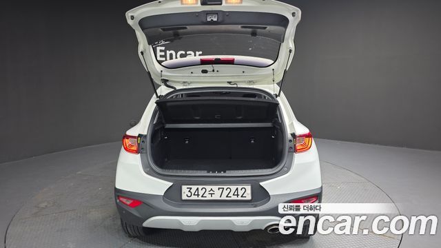 Kia Stonic 2018 — photo 20