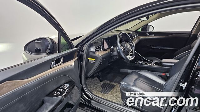 Kia K5 2020 — photo 11