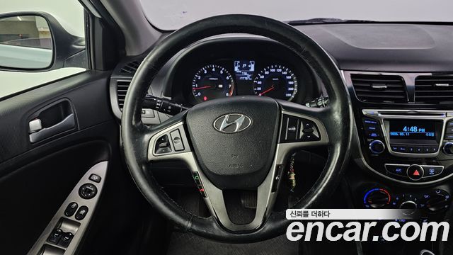 Hyundai Accent 2016 — photo 14