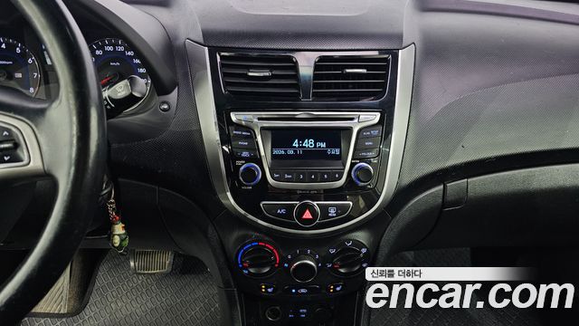 Hyundai Accent 2016 — photo 15