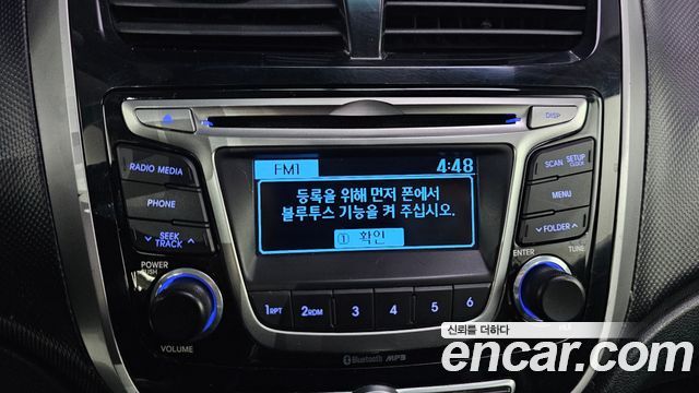 Hyundai Accent 2016 — photo 17