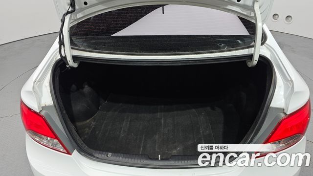 Hyundai Accent 2016 — photo 20