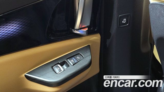Kia Canival 2022 — photo 19