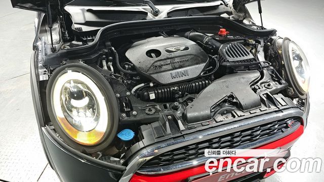 Mini Cooper 2018 — photo 6