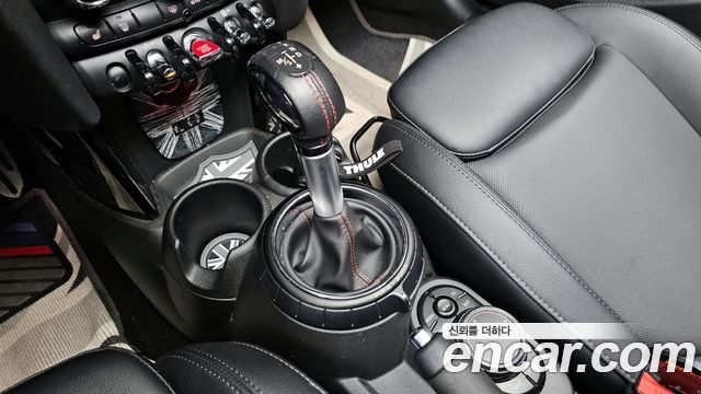 Mini Cooper 2018 — photo 9