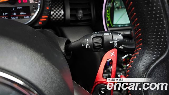 Mini Cooper 2018 — photo 17