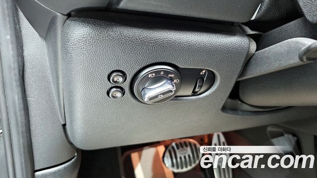 Mini Cooper 2018 — photo 18