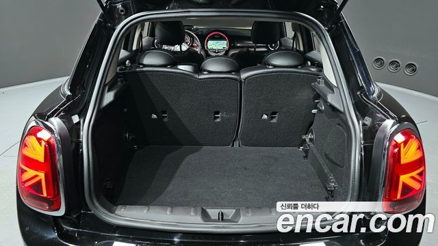 Mini Cooper 2018 — photo 20
