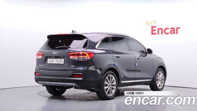 Kia Sorento 2015 — photo 2
