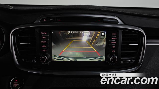 Kia Sorento 2015 — photo 16