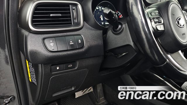 Kia Sorento 2015 — photo 18