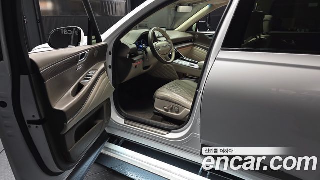 Genesis GV80 2021 — photo 10