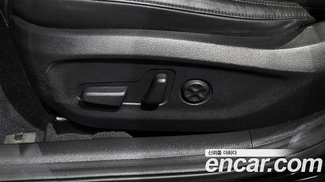 Hyundai Sonata 2016 — photo 19