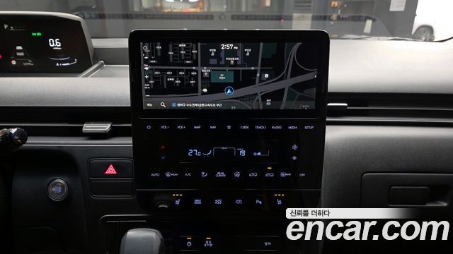 Hyundai Staria 2024 — photo 14