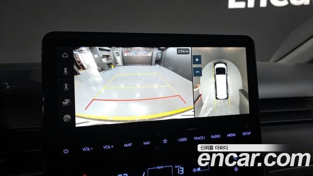 Hyundai Staria 2024 — photo 15