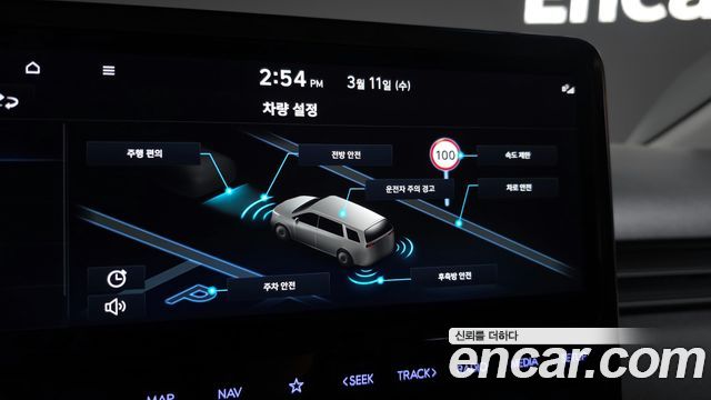 Hyundai Staria 2024 — photo 17