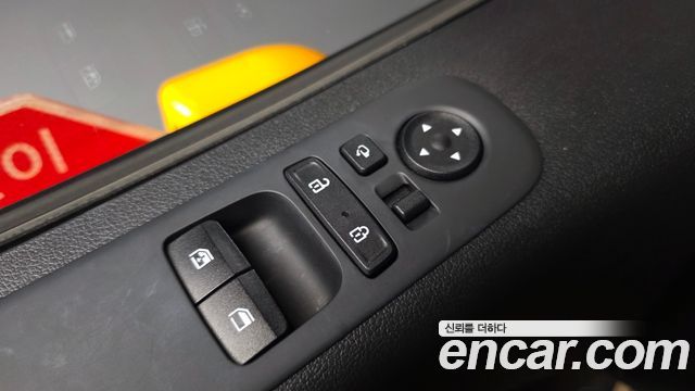 Hyundai Staria 2024 — photo 19