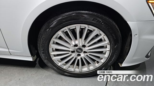 Audi A6 2021 — photo 5