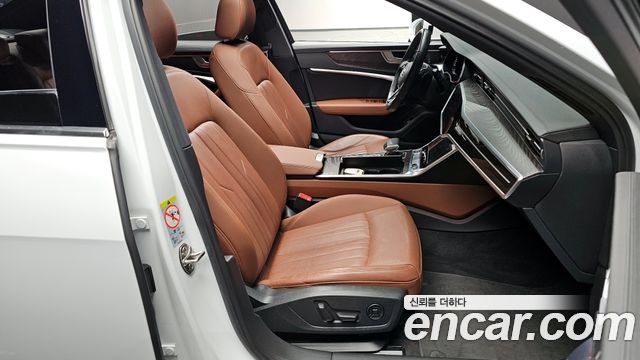 Audi A6 2021 — photo 10