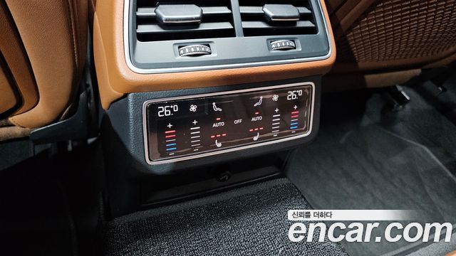 Audi A6 2021 — photo 19