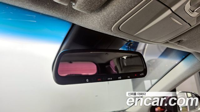 Hyundai Santafe 2019 — photo 17
