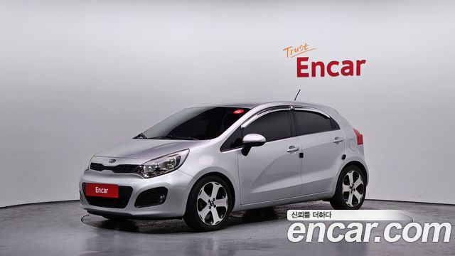 Kia pride 2012 — photo 1
