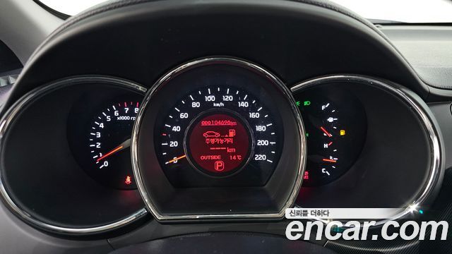 Kia pride 2012 — photo 8