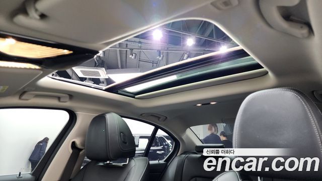 BMW 3-Series 2022 — photo 19