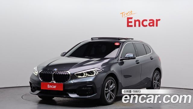 BMW 1-Series 2020 — photo 1