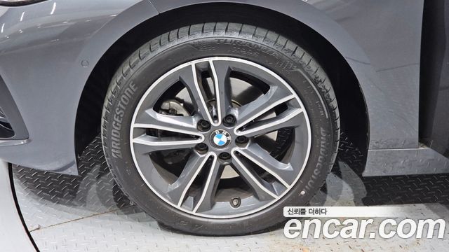 BMW 1-Series 2020 — photo 5