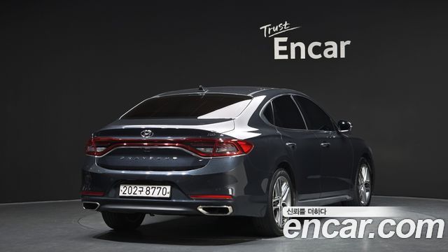 Hyundai Grandeur 2018 — photo 2