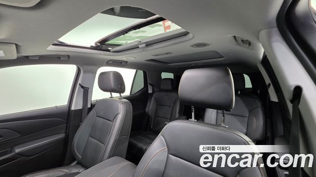 Chevrolet Korea Traverse 2021 — photo 11