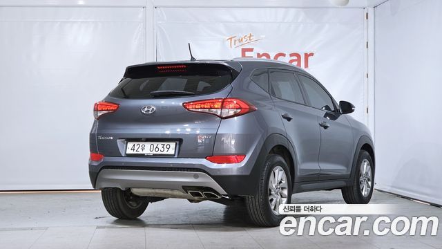 Hyundai Tucson 2016 — photo 2