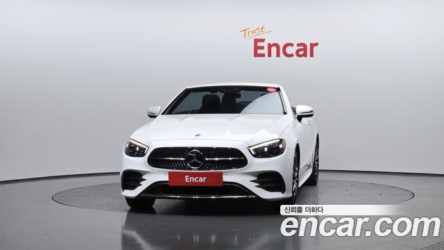 Mercedes-Benz E-Class 2022 — photo 3