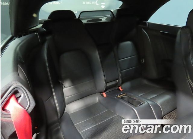 Mercedes-Benz E-Class 2012 — photo 14