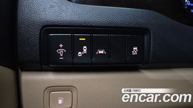 Kia Canival 2019 — photo 16