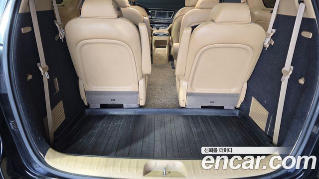Kia Canival 2019 — photo 20