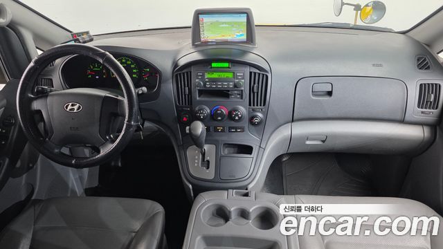 Hyundai Starex 2015 — photo 7
