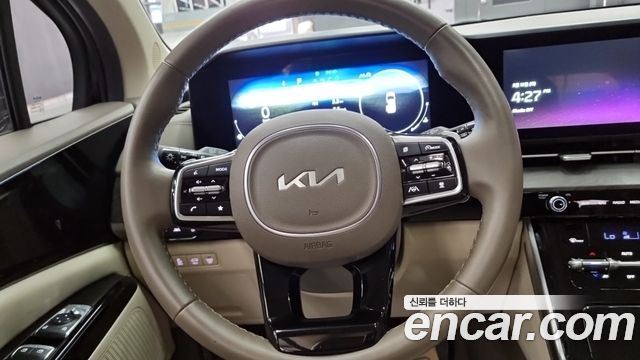 Kia Canival 2023 — photo 12