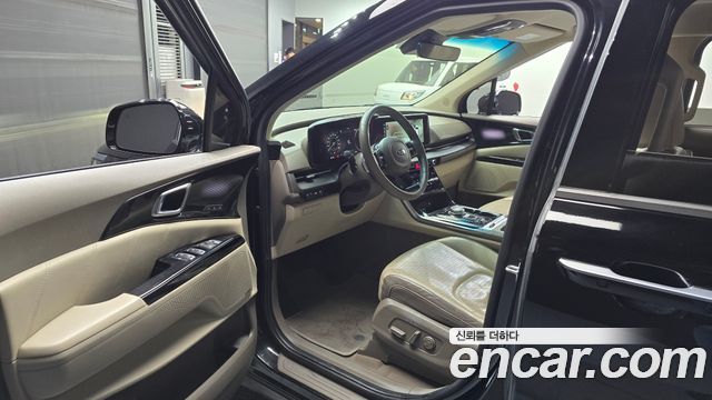 Kia Canival 2021 — photo 10