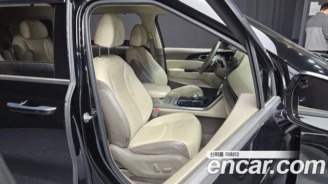 Kia Canival 2021 — photo 12