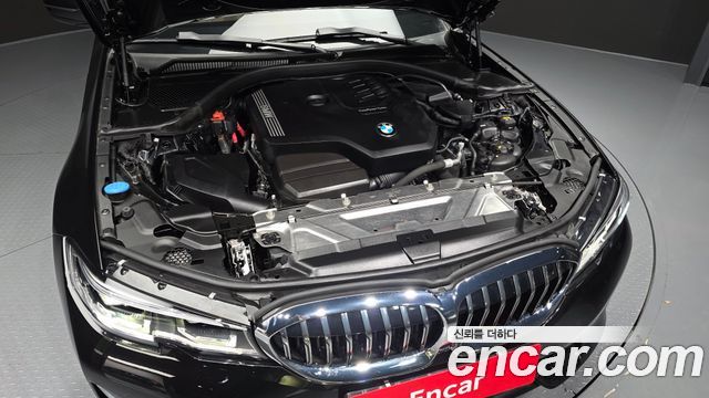BMW 3-Series 2020 — photo 6