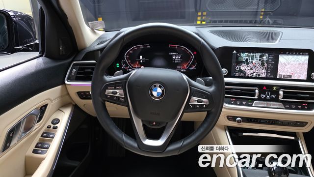 BMW 3-Series 2020 — photo 13