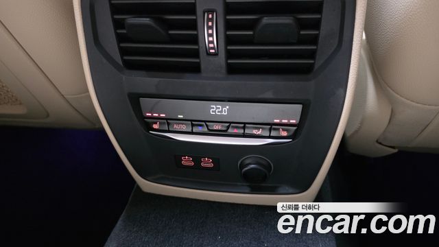 BMW 3-Series 2020 — photo 19