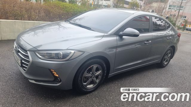 Hyundai AVANTE 2017 — photo 2