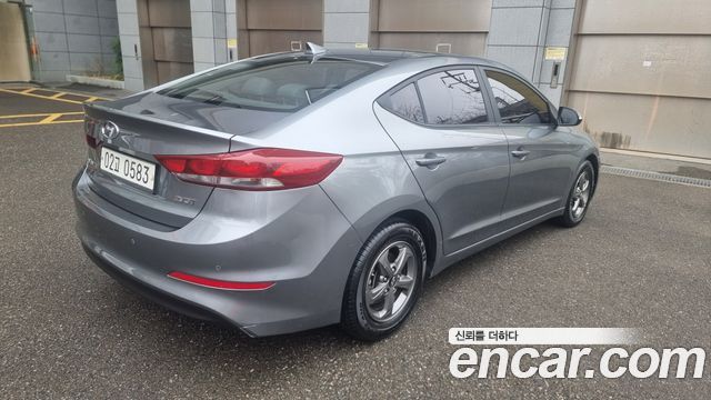 Hyundai AVANTE 2017 — photo 5