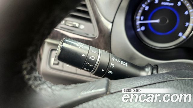Hyundai Grandeur 2014 — photo 18
